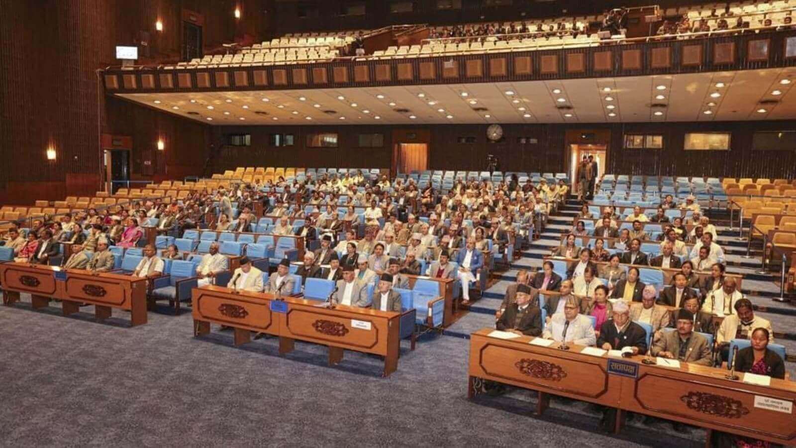 विरोध के बावजूद नेपाल की संसद ने बुनियादी ढाँचे के लिए अमेरिकी अनुदान को मंज़ूरी दी